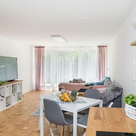 Family Apartment With Garden Ljubljana Eksteriør bilde